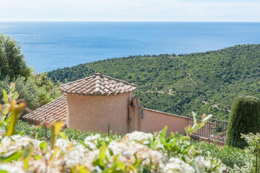 Villa Petale De Rose Cavalaire-sur-Mer Exterior photo